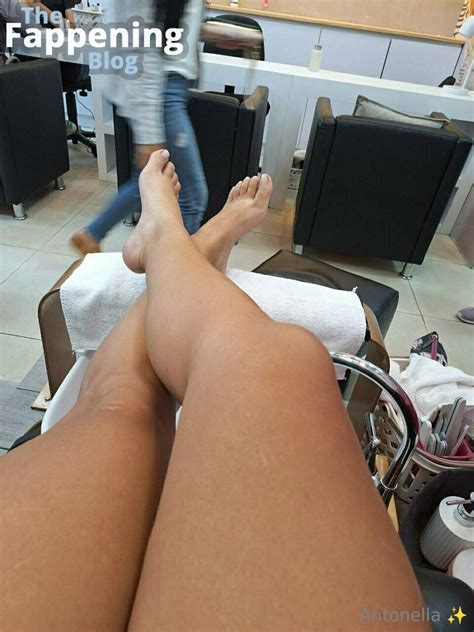 Antonella 00 Nude Leaks Photo 22 TheFappening