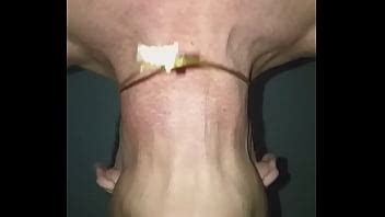 Mi vecino me llamó para chuparme el culo y revolcarlo mojado XVIDEOS