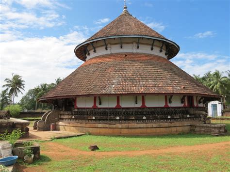 finding dravida  kerala tracing  plot  keralas temple architecture