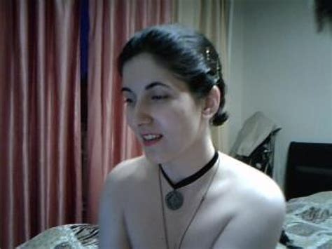 Leakyhole Webcam Shaved Pussy Babe Female Tits Pussy Brown Eyes Nude
