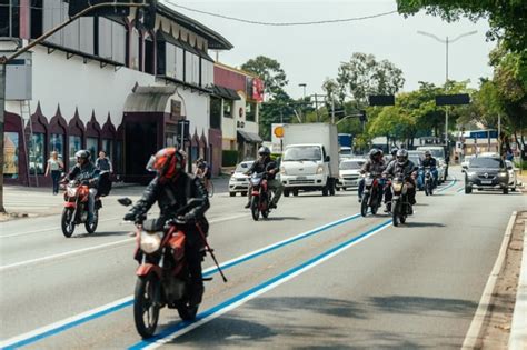 Mais 10 Avenidas De SP Devem Receber Faixa Azul Para Motos Veja Onde