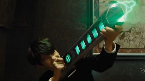 Фильм «Артемис Фаул» / Artemis Fowl (2020) — трейлеры, дата выхода | КГ ...