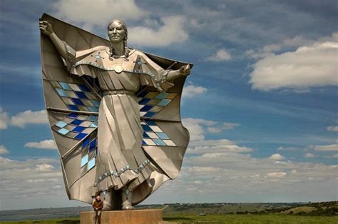 Dignity Of Earth And Sky Honors South Dakotas Native American Roots