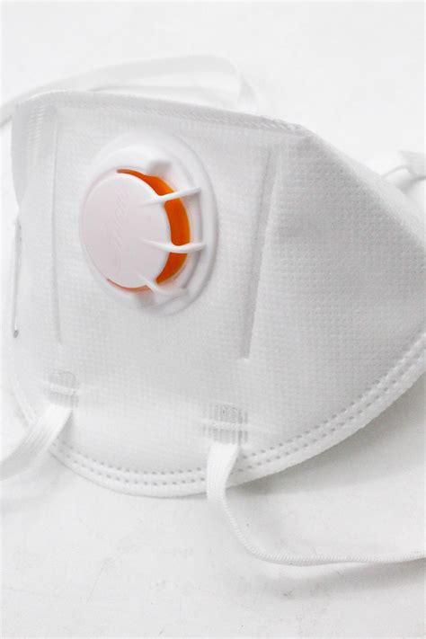 A9502 FFP2 En149 Disposable Mask White List - En 149 FFP2 Mask and FFP2