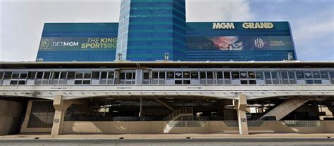 T-Mobile Arena Parking Starting at $10 [Complete Guide]