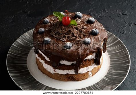 Im Genes Fotos De Stock Objetos En D Y Vectores Sobre Naked Drip Cake Shutterstock