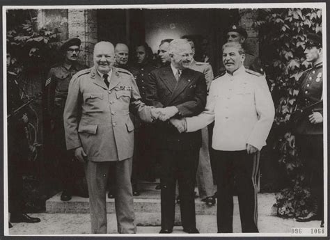 O Que Foi A Conferência De Potsdam - Na Conferência de`Potsdam como foi feita a divisão da Alemanha ...