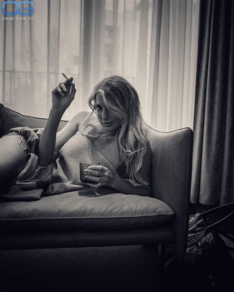 Giulia Siegel Nude Pictures Photos Playboy Naked Topless Fappening