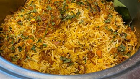 Dum Biryani শর্টকার্ট পদ্ধতিতে উইক এন্ড স্পেশ্যাল চিকেন দম বিরিয়ানি