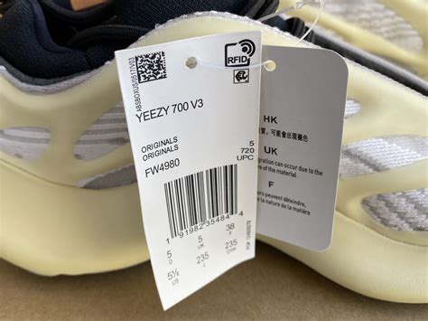 adidas Yeezy 700 V3 «Azael»: обзор и детальные фото кроссовок