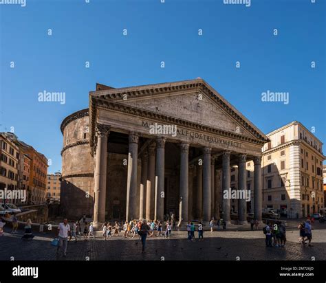 The Roman pantheon Stock Photo - Alamy