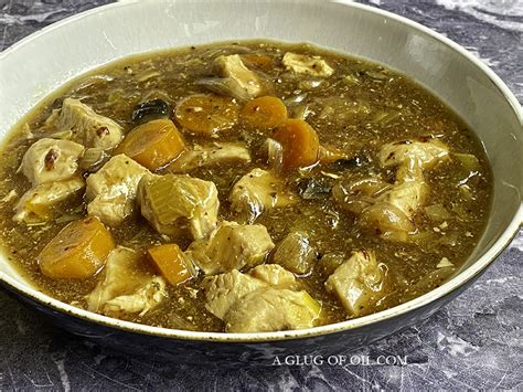 Slow Cooker Chicken Casserole | A Glug of Oil