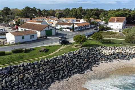 Le T Thys Locations De Salles Restaurants Rivedoux Plage Guide