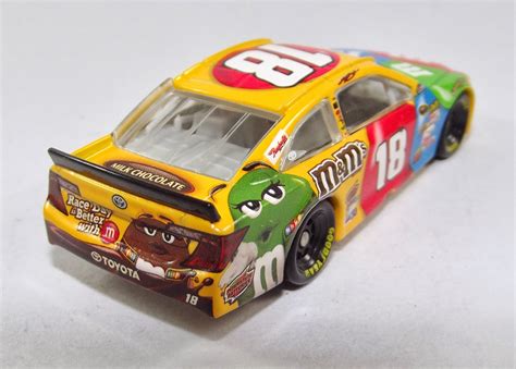 Hot Kengas Group Brasil NASCAR ACTION RACING COLLECTABLES GOLD SERIES KYLE BUSCH
