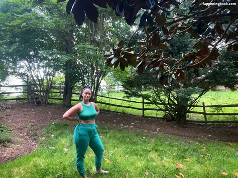 Sara Tomko Saratomko Nude OnlyFans Leaks Fappening FappeningBook