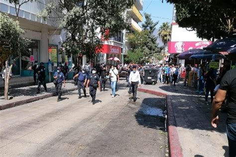 Se Tensó El Clima Entre Vendedores Ambulantes Y Policías Municipales De Tuxtla Gutiérrez Asich