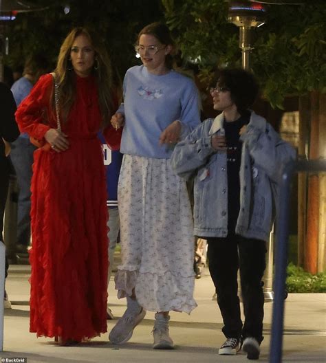 Jennifer Lopez Dons Leggy Red Dress At Stepdaughter Seraphina S Play Hot Lifestyle News