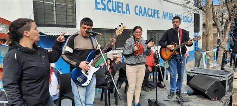 Curas Villeros De Buenos Aires Celebraron Misa En Desagravio Al Papa