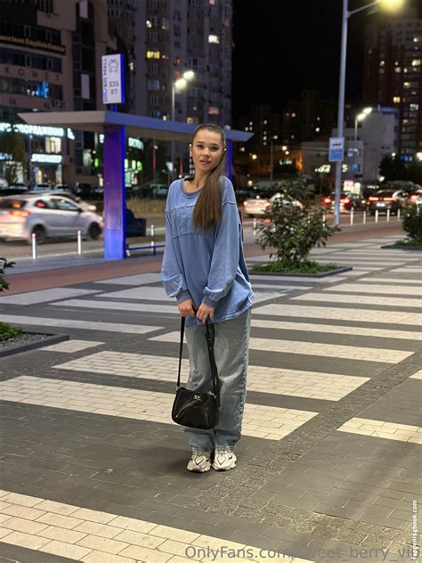 Sweet Berry Vip Nude OnlyFans Leaks Fappening FappeningBook