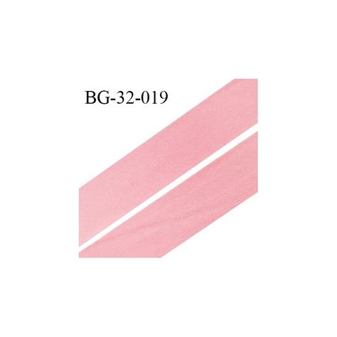 Droit fil à plat mm spécial lingerie et prêt à porter couleur rose style velours duveteux