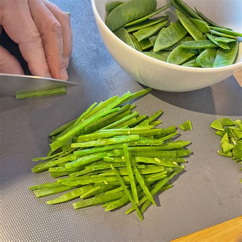 Thunfisch Mit Wasabi Erbsenpüree Und Zuckerschotenstroh Koch Für 2