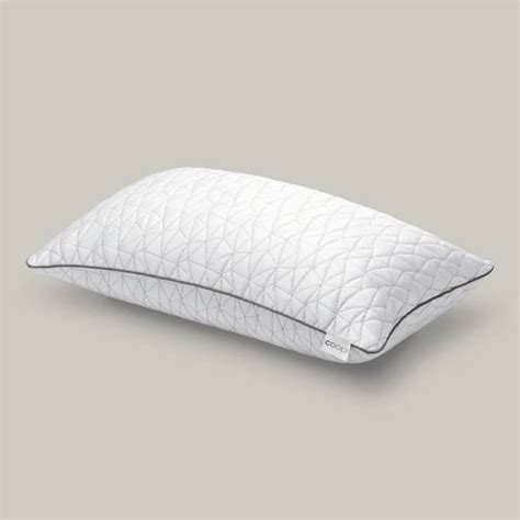 10 Best Cooling Pillowcases 2023: Silk, Bamboo, Linen | Apartment Therapy