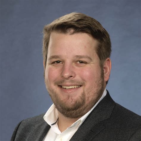 max langs instagram twitter facebook  idcrawl