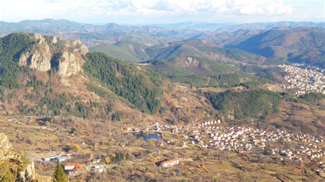 Смолян в снимки