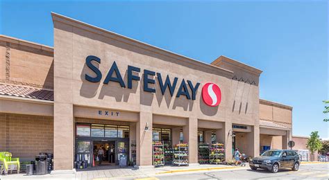 retail space  lease denver  lowry town center weingarten realty