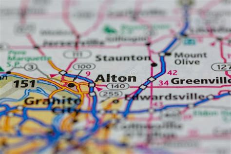 portsmouth hampshire uk alton illinois shown   geography map  road map stock