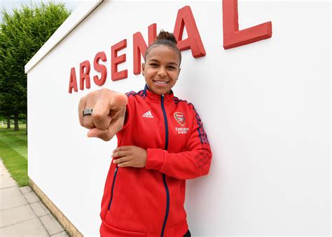 Nikita Parris: Arsenal Women sign England forward from Lyon | The