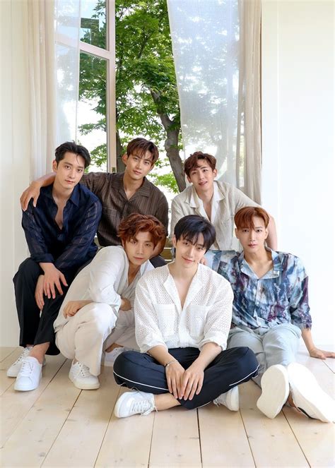 PM S Taecyeon Hosts A Live Broadcast Following Wild Sex Story Allegations Koreaboo