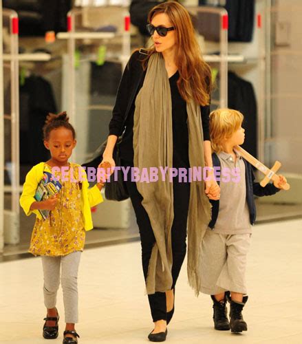 Celebritie S Princesses 2 Shiloh And Zahara Jolie Pitt