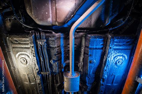 Vehicle Underbody Exhaust Pipe Catalyst Resonator Exhaust System