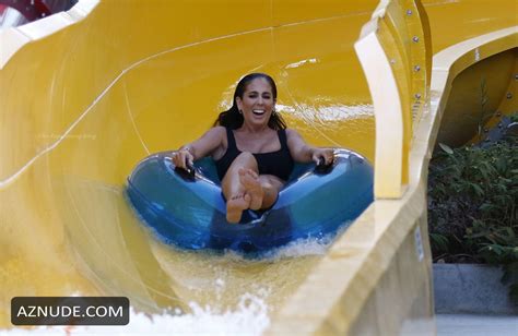 Anabel Pantoja Sexy Shows Off Her Curves In A Bikini At Warner Park In Madrid Spain AZNude