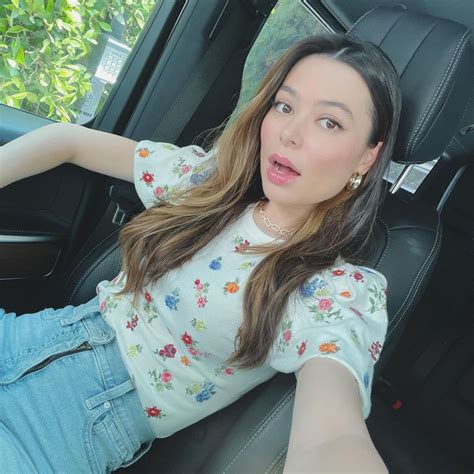 Miranda Cosgrove 05242022 • Celebmafia