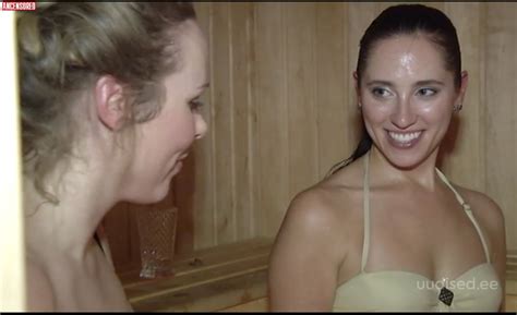 Reporter Nude Pics Page 1