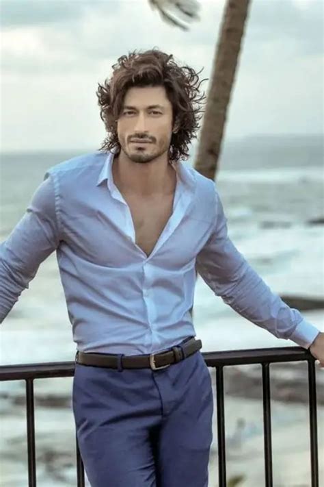10 Actors Who Can Play Superman In Future Movies Gobookmart