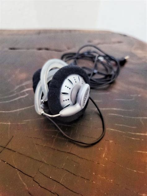 Koss KSC75 Portable Stereophone Headphones - Reviews | Headphone ...