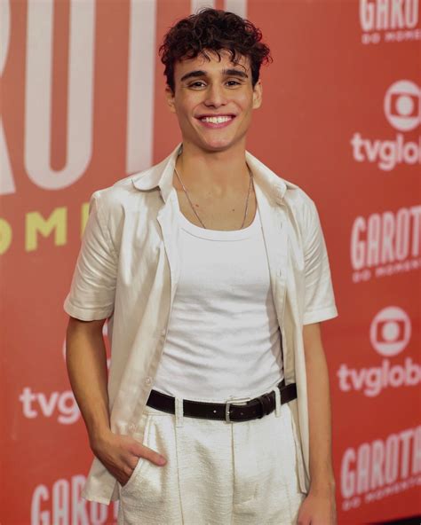 Gay Em Garota Do Momento Pedro Goifman Fala De Bissexualidade Minha Primeira Paix Ozinha