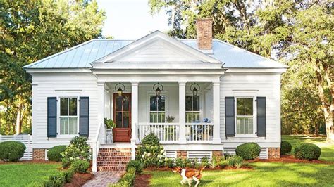 Farmhouse Tour Southern Living Sq Ft Farmhouse Sweet Southern