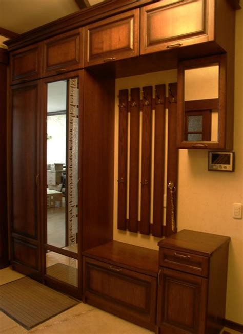 Прихожие из массива дерева от производителя Производственная компания ...