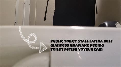 Public Toilet Stall Latina Milf Giantess Unaware Peeing Toilet Fetish Voyeur Cam Lola Loves