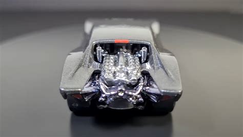 Машинка Базова Hot Wheels Batmobile Batman 1 64 HCT65 Grey купити в інтернет магазині RetroMagaz