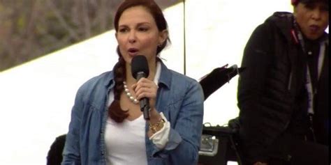 Ashley Judd Fires Up Womens March With Stirring Nasty Woman