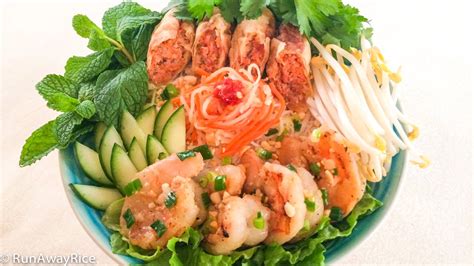 grilled shrimp egg rolls  rice vermicelli bun cha gio tom nuong