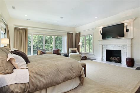 Top 5 Master Bedroom Window Styles To Revamp Your Space