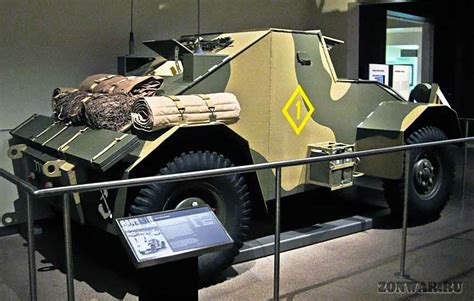 Легкий разведывательный бронеавтомобиль Динго