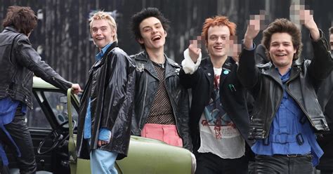 Pistol Su Disney La Serie Di Danny Boyle Sui Sex Pistols