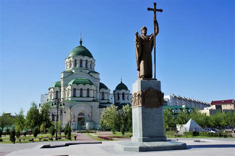 Астрахань — путеводитель, как добраться, где остановиться и что посмотреть